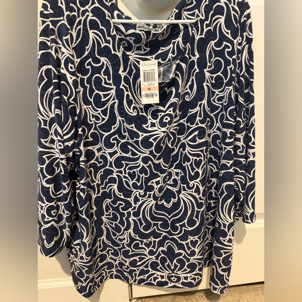 JM Collection Navy and White Swirl Blouse